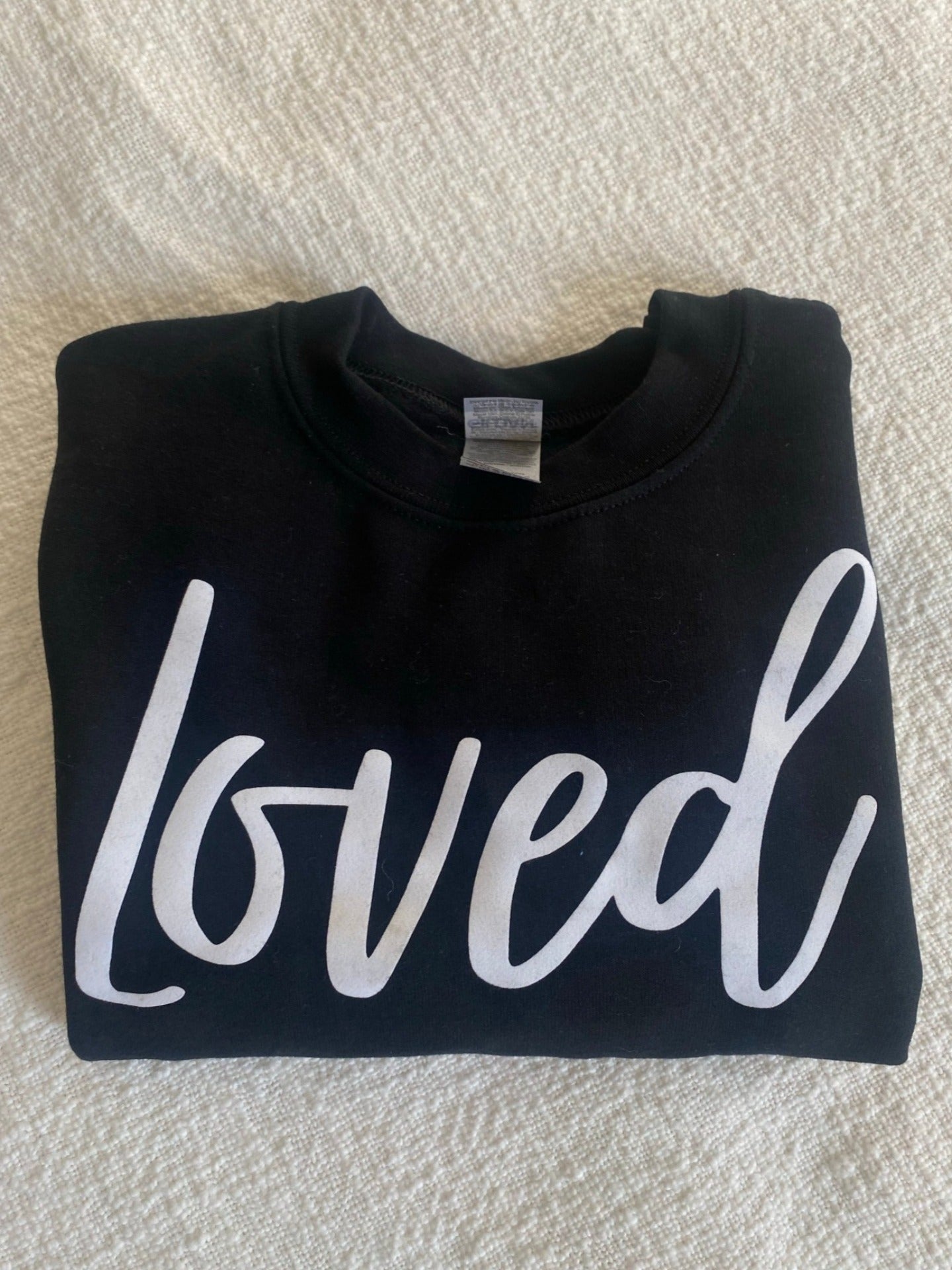 Sweatshirt “Loved”